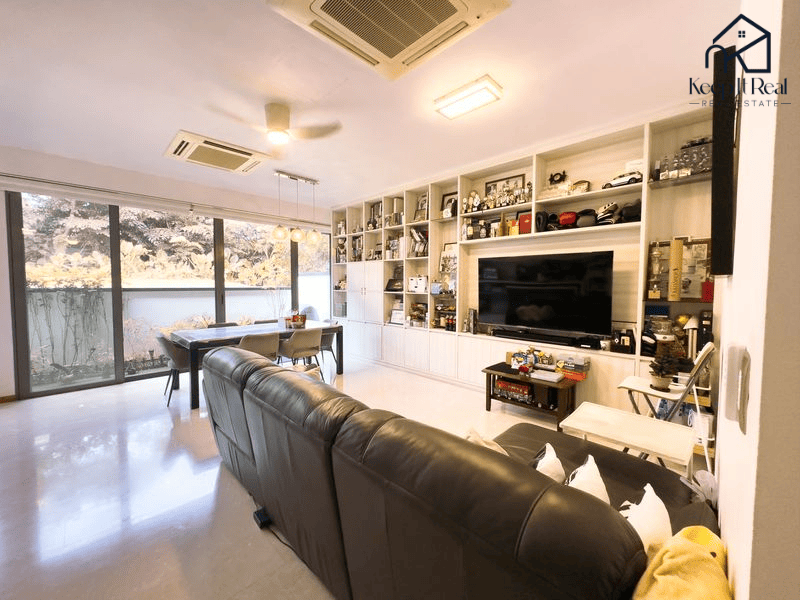 39 Springside Crescent